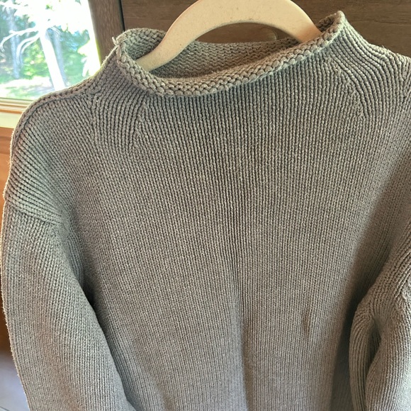 J. Crew Gray Women's Sweater - Picture 5 of 11